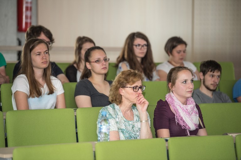 EU funding for mobility of students from disadvantaged socioeconomic backgrounds for Association of Slovene Higher Vocational Colleges and University of Maribor