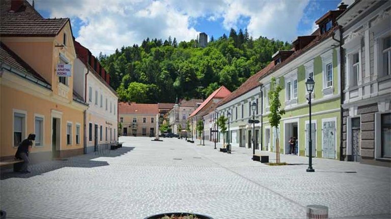 trg šoštanj po obnovi.jpg